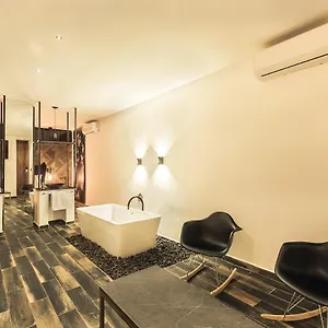 luxury-apartamentos.colombiamedellinhotels.com/